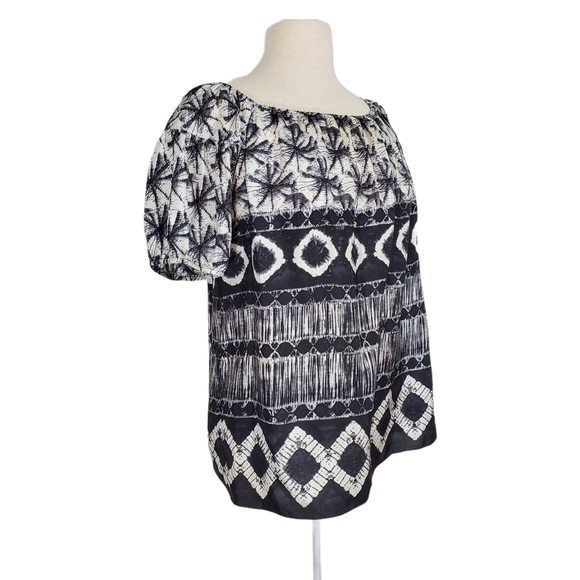 Kenneth Cole Reaction Silk Geometric Peasant Blouse - Picture 3 of 8